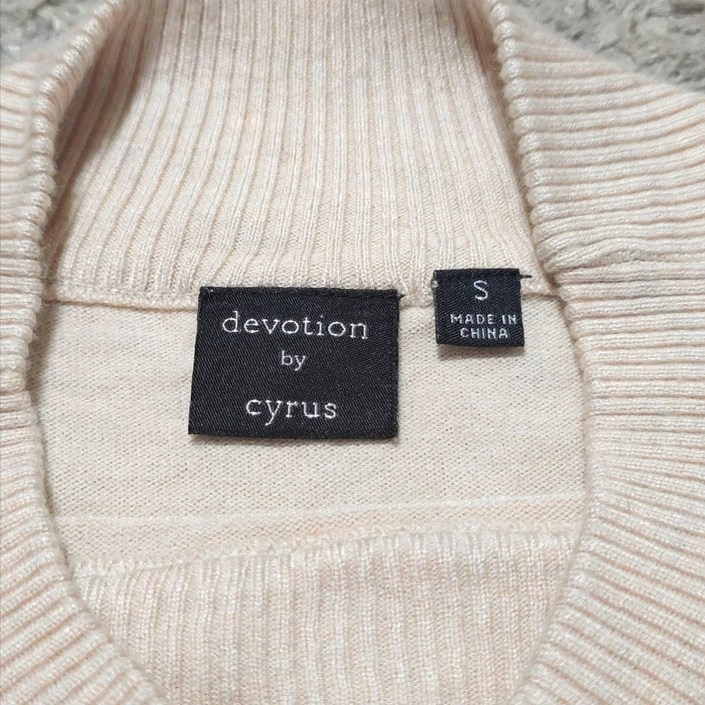 DEVOTION BY CYRUS Long Sleeve Mock Neck Colorblock High Low Pullover Sweater, S - Picture 10 of 14